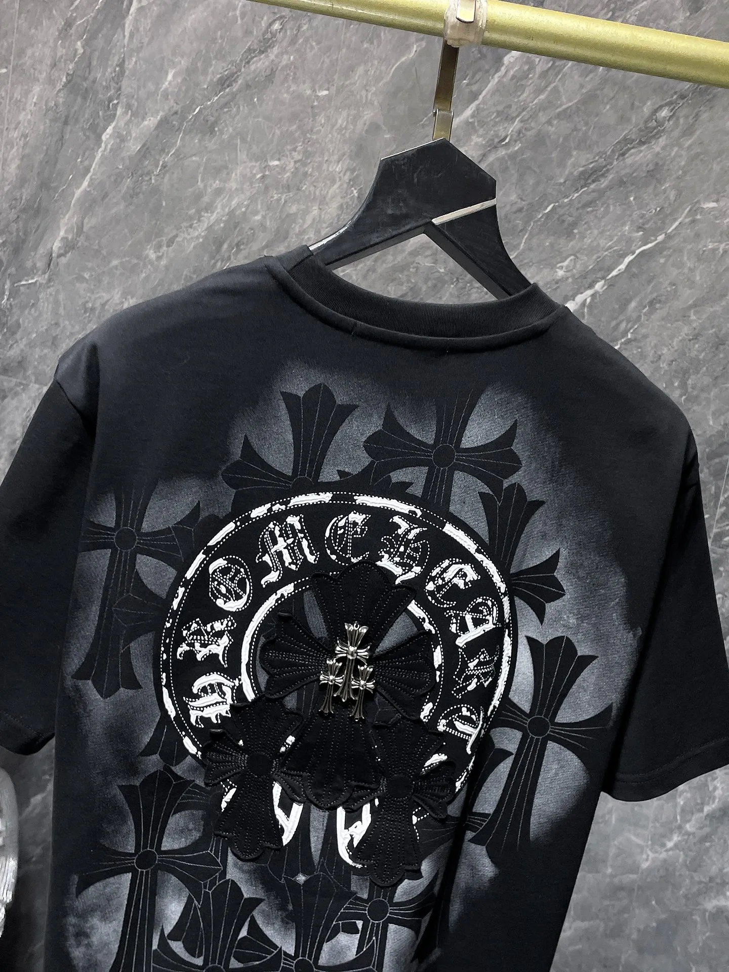 P170 New Chrome Hearts 25ss willow inkjet high version for summer! High weight, environmentally friendly and high-quality top-quality fabric 280g Crow cross patch embroidery spray-painted foam short sleeves. Counter synchronization. 1:1 replica version. Recommended colors: white, black